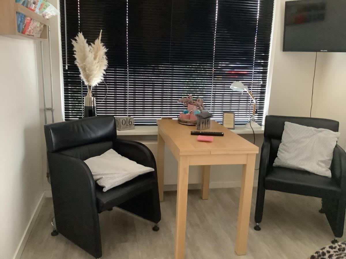2 Persoons Appartement De Luxe ไนจ์เวอร์ดาล ภายนอก รูปภาพ